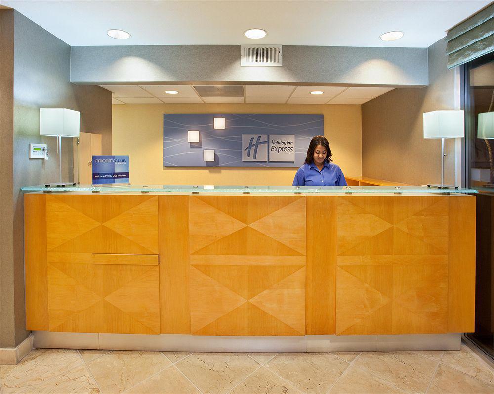 Holiday Inn Express Redwood City Central By Ihg İç mekan fotoğraf