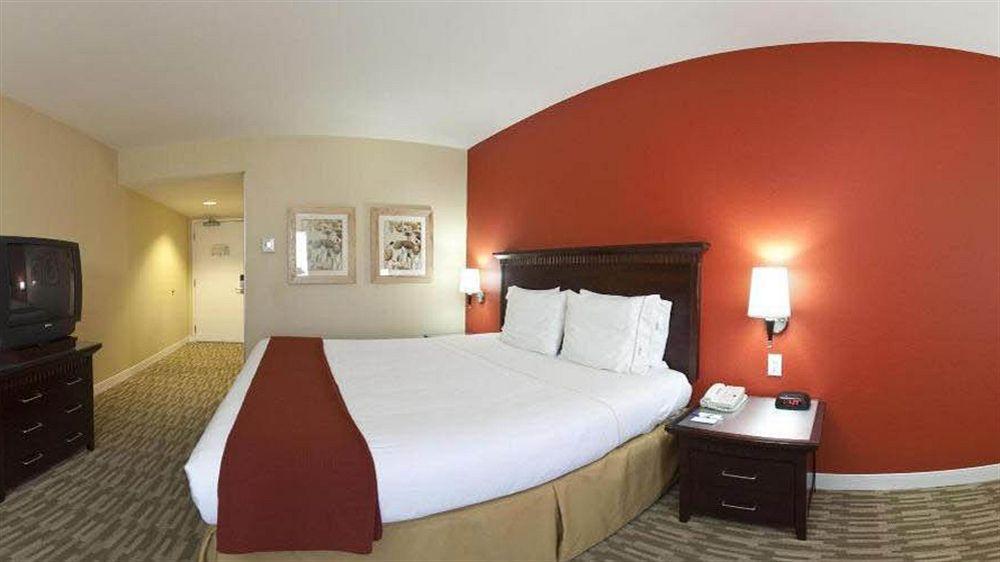 Holiday Inn Express Redwood City Central By Ihg Dış mekan fotoğraf