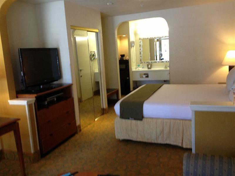 Holiday Inn Express Redwood City Central By Ihg Dış mekan fotoğraf